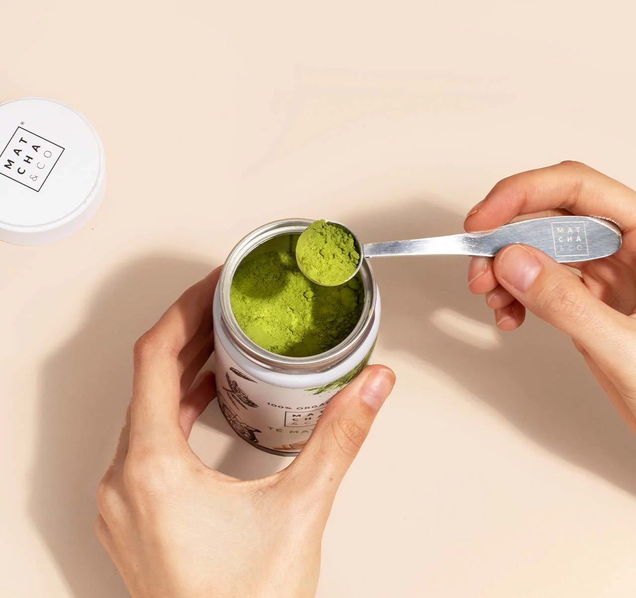 Premium Matcha Thee & Traditionele Bamboe Accessoires - Matcha Momentje Premium Matcha Thee & Traditionele Bamboe Accessoires - Matcha Momentje